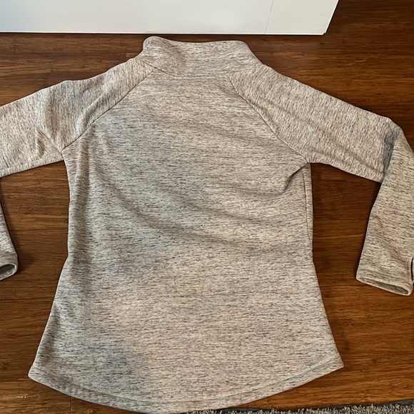 Athleta Cozy Karma Asym Pullover, Oatmeal Heather with Rose Gold Zipper, small - Picture 9 of 9